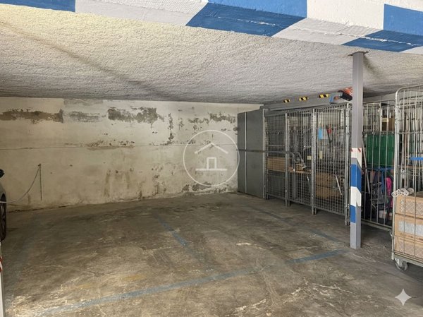 box auto in vendita a Sesto Fiorentino