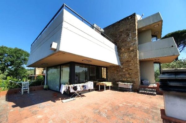 casa indipendente in vendita a Sesto Fiorentino