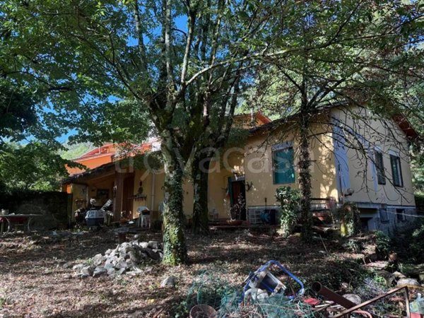 casa indipendente in vendita a Sesto Fiorentino in zona Cercina