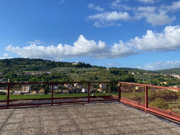 casa indipendente in vendita a Signa