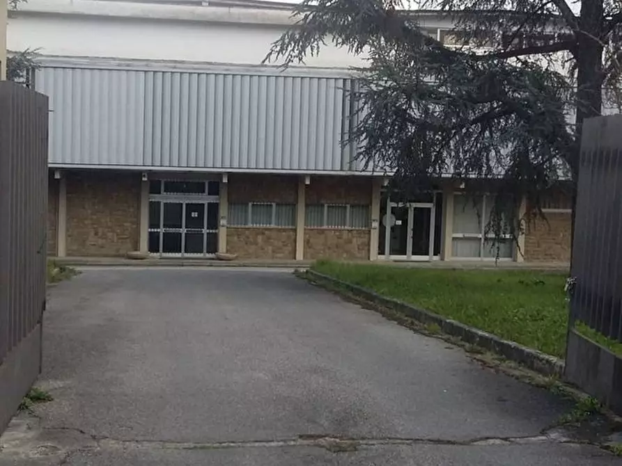 capannone in vendita a Signa