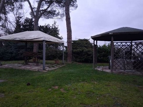 casa indipendente in vendita a Signa