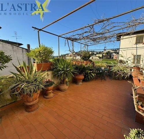 appartamento in vendita a Signa