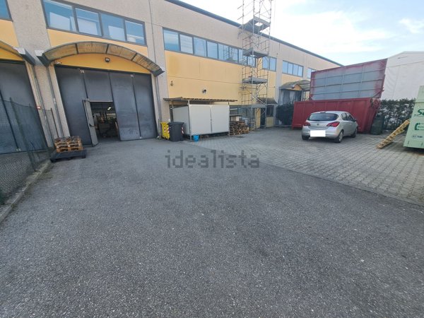 capannone in vendita a Signa