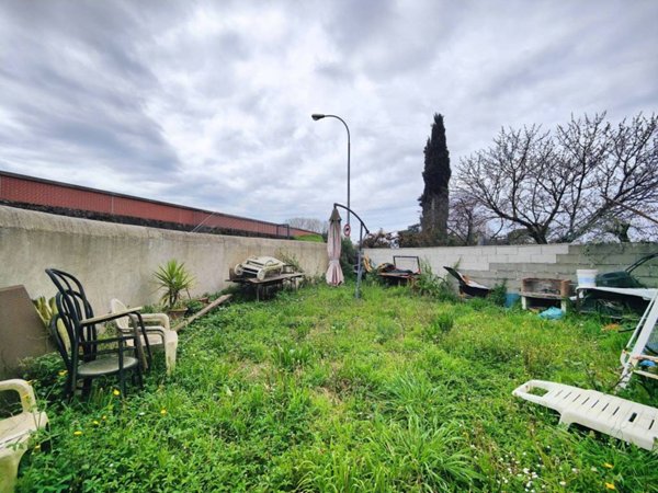 appartamento in vendita a Signa in zona San Mauro a Signa
