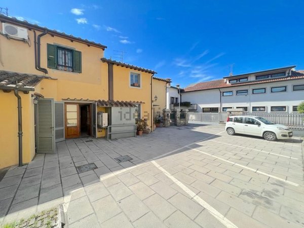 casa indipendente in vendita a Signa