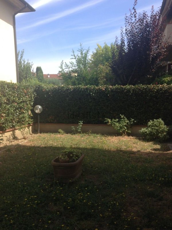 casa indipendente in vendita a Signa