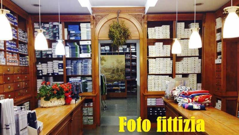 negozio in vendita a Signa