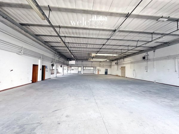 capannone in vendita a Signa