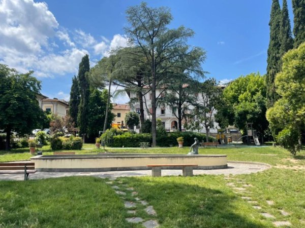 casa indipendente in vendita a Signa