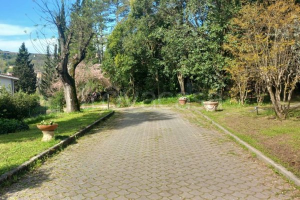 casa indipendente in vendita a Signa