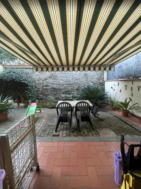 casa indipendente in vendita a Signa