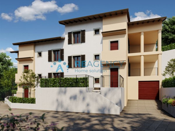 casa indipendente in vendita a Signa