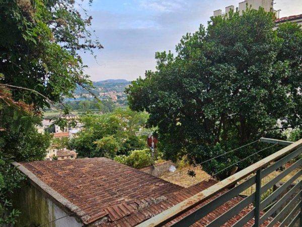 casa indipendente in vendita a Signa