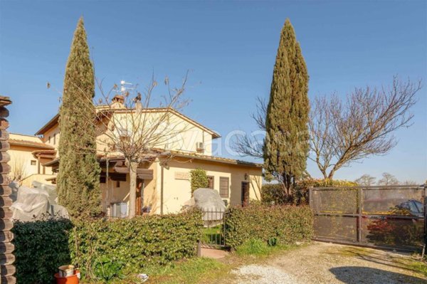 casa indipendente in vendita a Signa