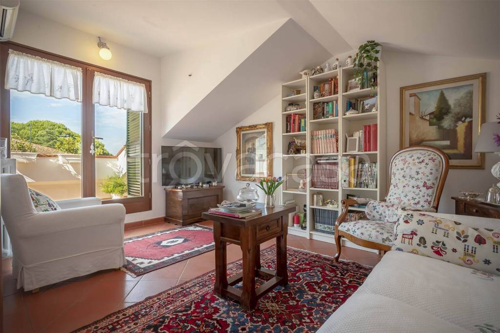 appartamento in vendita a Signa