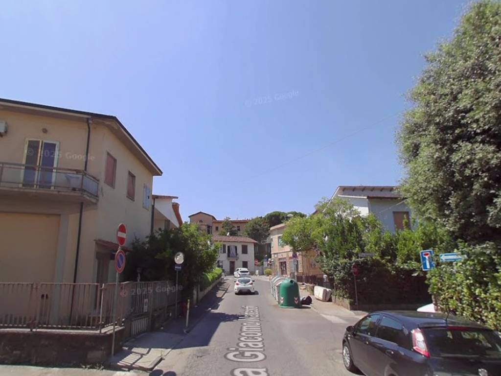 negozio in vendita a Signa