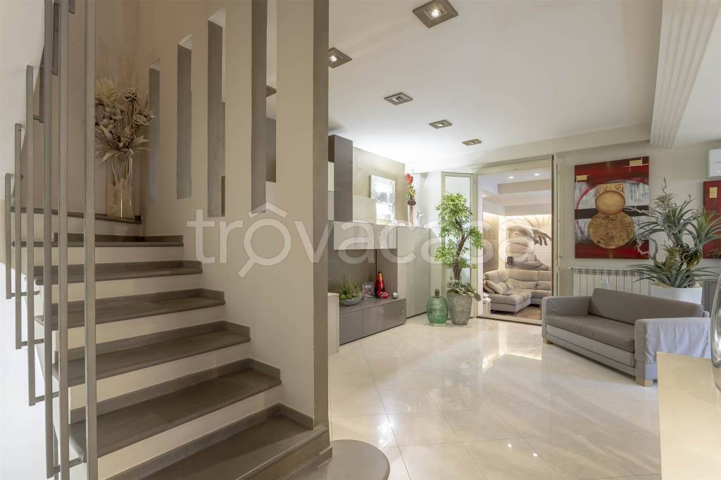 casa indipendente in vendita a Signa