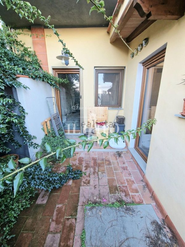 casa indipendente in vendita a Signa