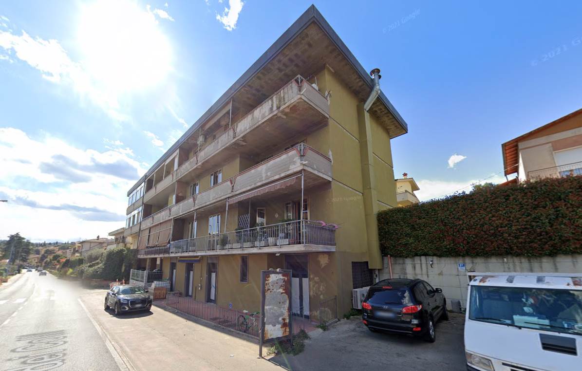 negozio in vendita a Signa