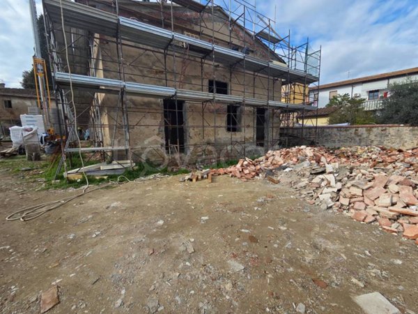 casa indipendente in vendita a Signa