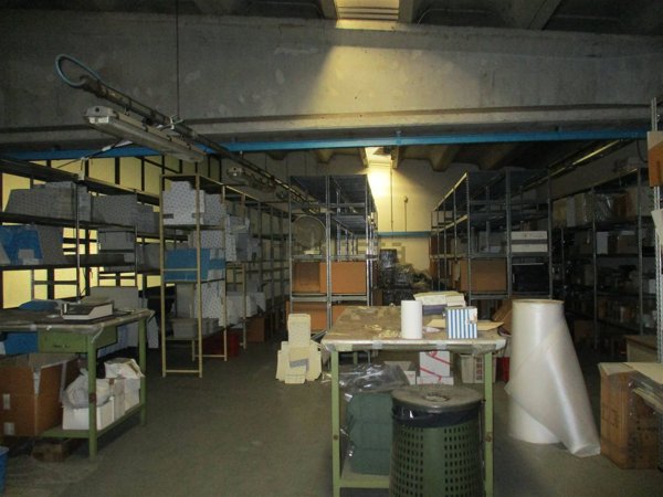 capannone in vendita a Signa in zona Lecore