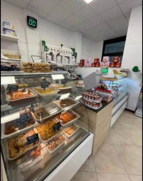 negozio in vendita a Signa