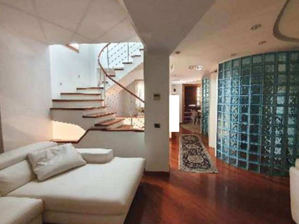 casa indipendente in vendita a Signa