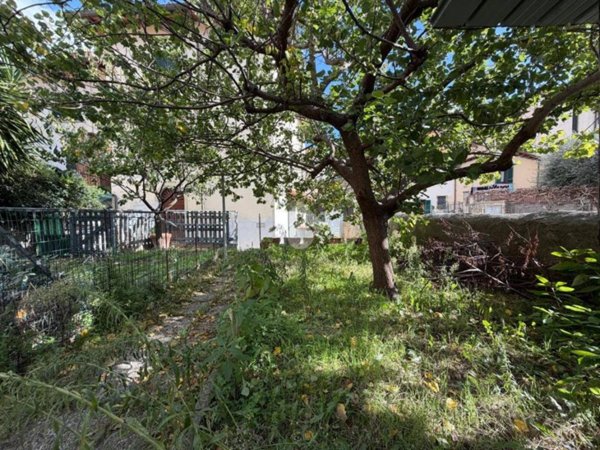 casa indipendente in vendita a Signa