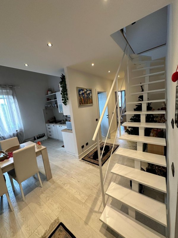 casa indipendente in vendita a Signa in zona Lecore