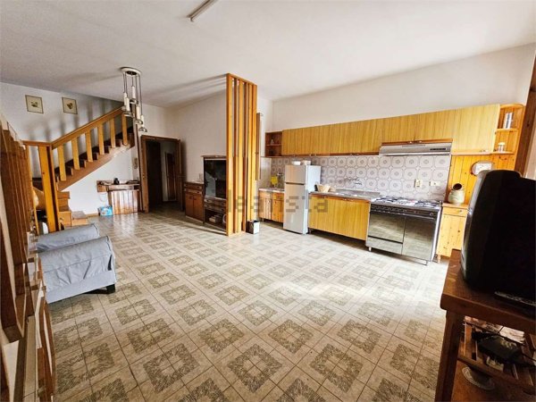 appartamento in vendita a Signa in zona San Mauro a Signa