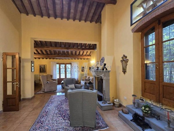 casa indipendente in vendita a Signa