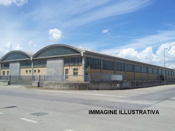 capannone in vendita a Signa