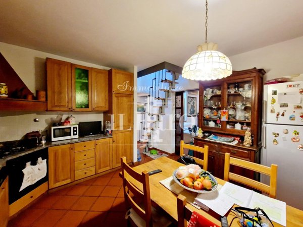 casa indipendente in vendita a Signa