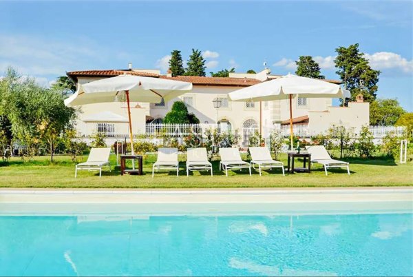 villa in vendita a Signa