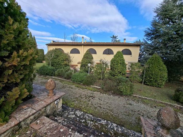 casa indipendente in vendita a Signa