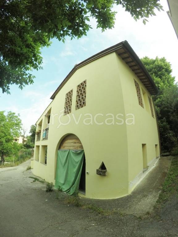 casa indipendente in vendita a Signa