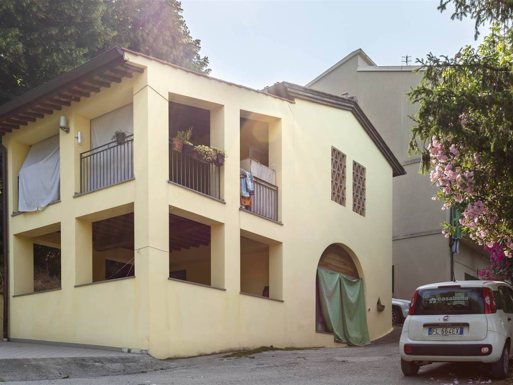 casa indipendente in vendita a Signa