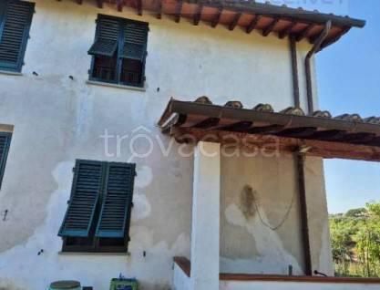 casa indipendente in vendita a Signa