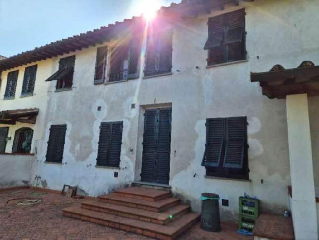 casa indipendente in vendita a Signa