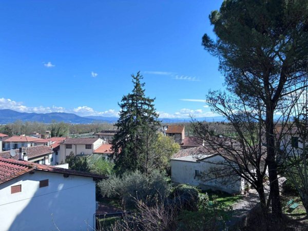 appartamento in vendita a Signa