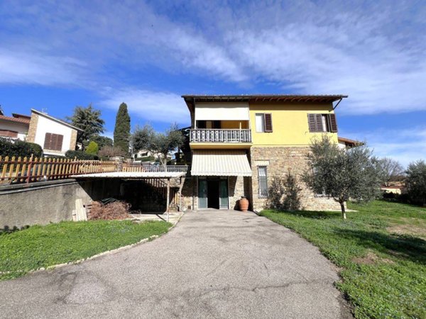 appartamento in vendita a Signa