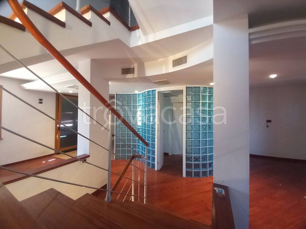 casa indipendente in vendita a Signa