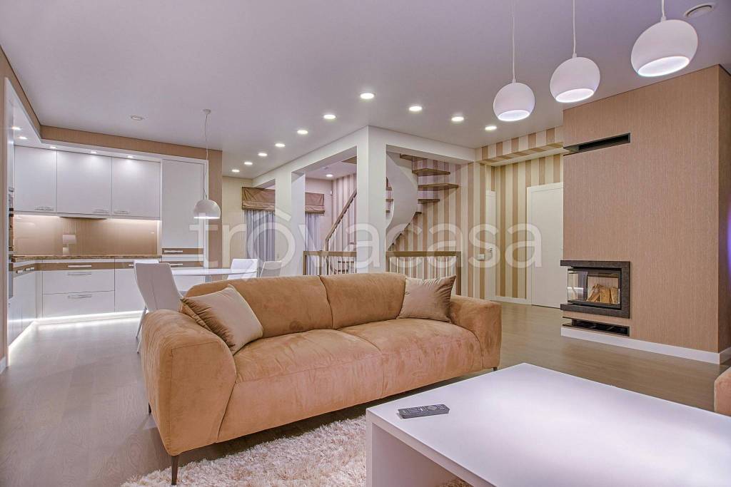 casa indipendente in vendita a Signa in zona San Mauro a Signa