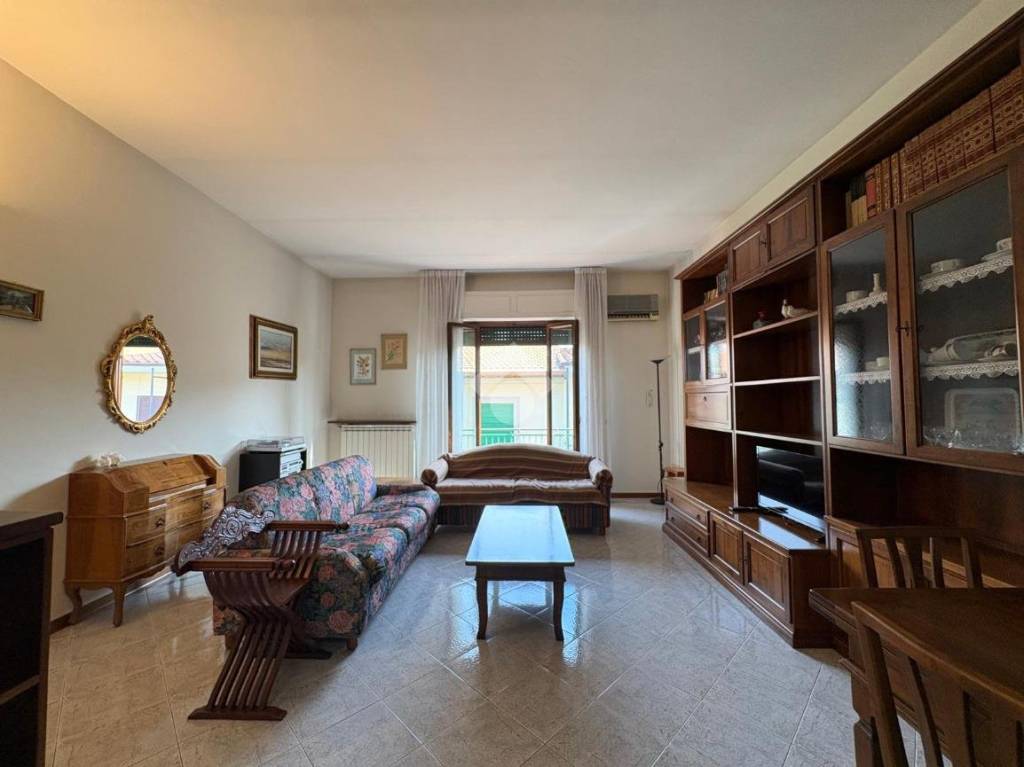 appartamento in vendita a Signa