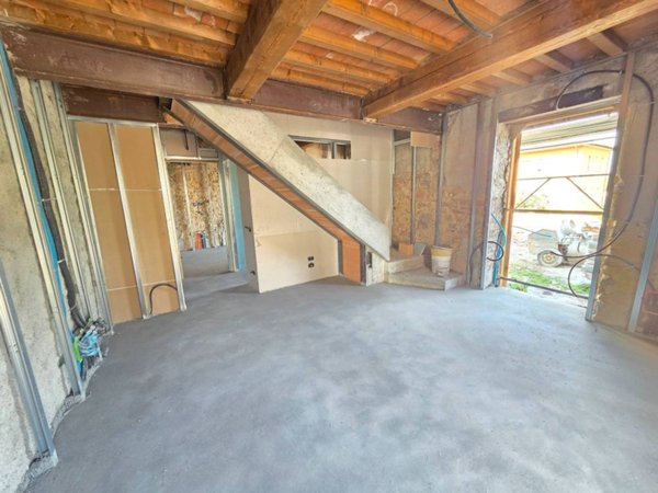 casa indipendente in vendita a Signa