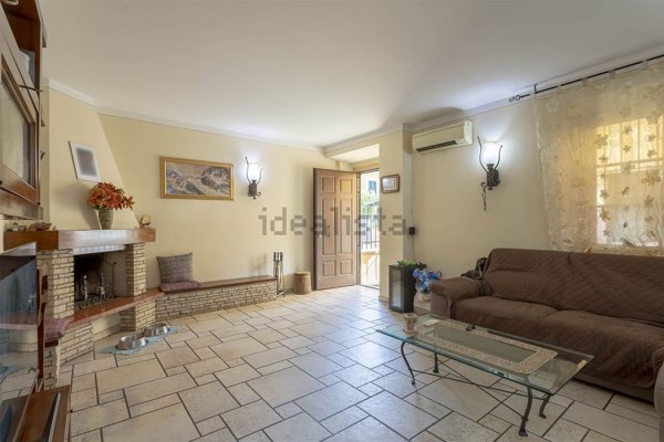casa indipendente in vendita a Signa
