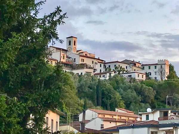 intera palazzina in vendita a Signa