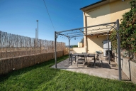 casa indipendente in vendita a Signa in zona Lecore