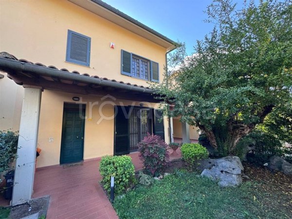 casa indipendente in vendita a Signa in zona San Mauro a Signa